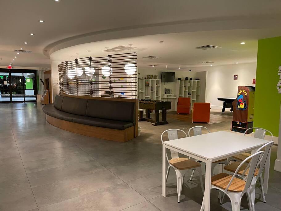 Newly Room In Cozy Hotel With Super Location To The Parks Киссимми Экстерьер фото